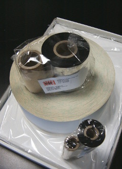 Etiquetas y ribbon Etiquetas y Ribbon para impresoras de transferencia térmica